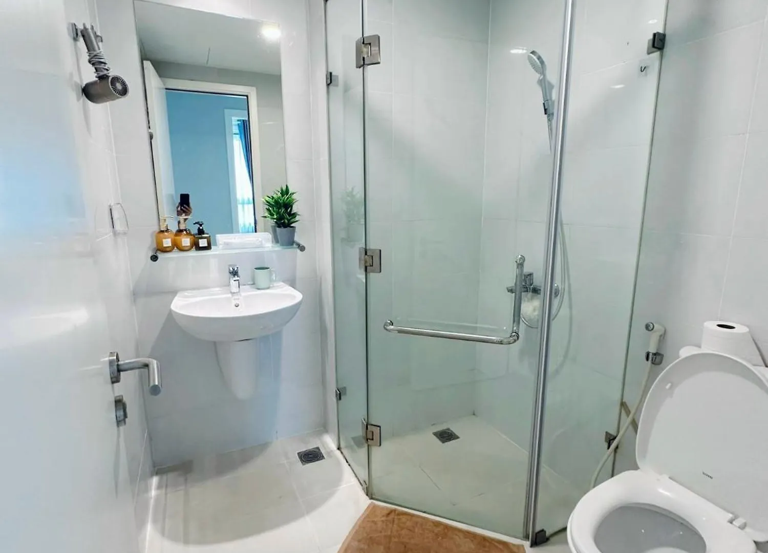 Masteri Thao Dien Apartment - Fully Furnished, Swimming Pool, Gym, Shopping Center Ho Chi Minh City